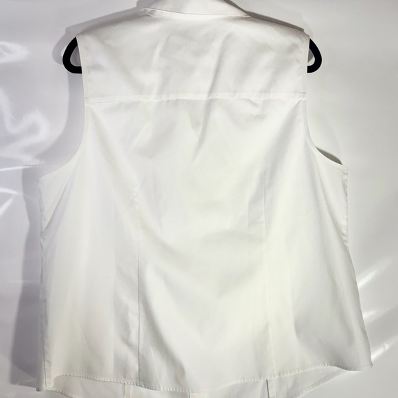 Chico's Classic White Sleeveless Blouse - Picture 3 of 3